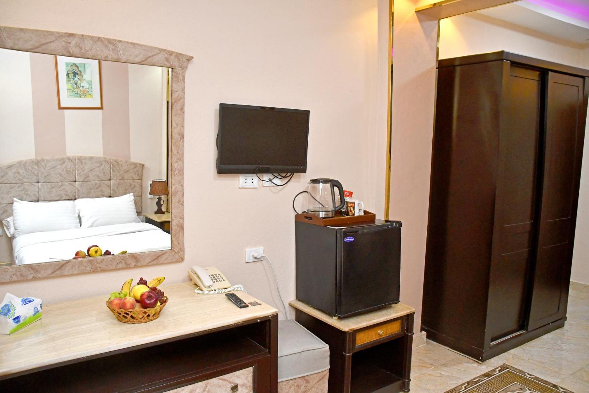 Nun Pyramids Hotel Kafret el-Gabal 외부 사진
