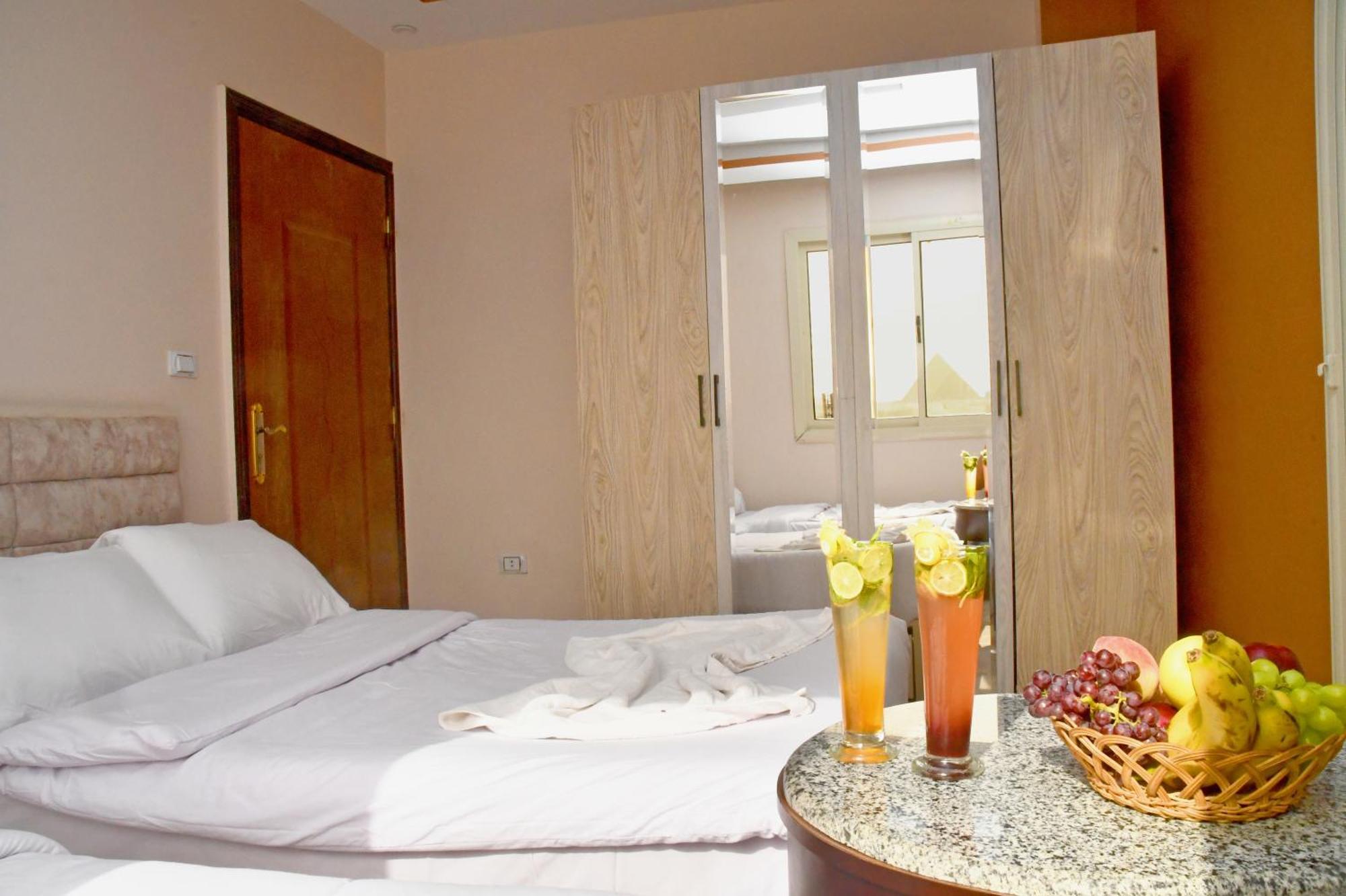 Nun Pyramids Hotel Kafret el-Gabal 외부 사진