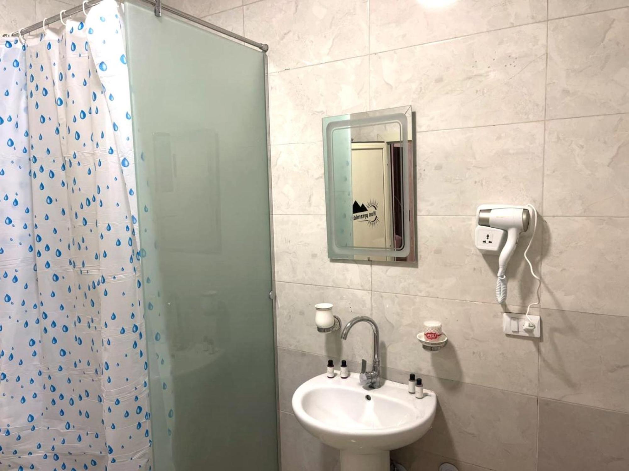Nun Pyramids Hotel Kafret el-Gabal 객실 사진